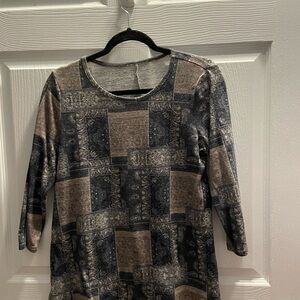 Kim Rogers Gray Textured Top